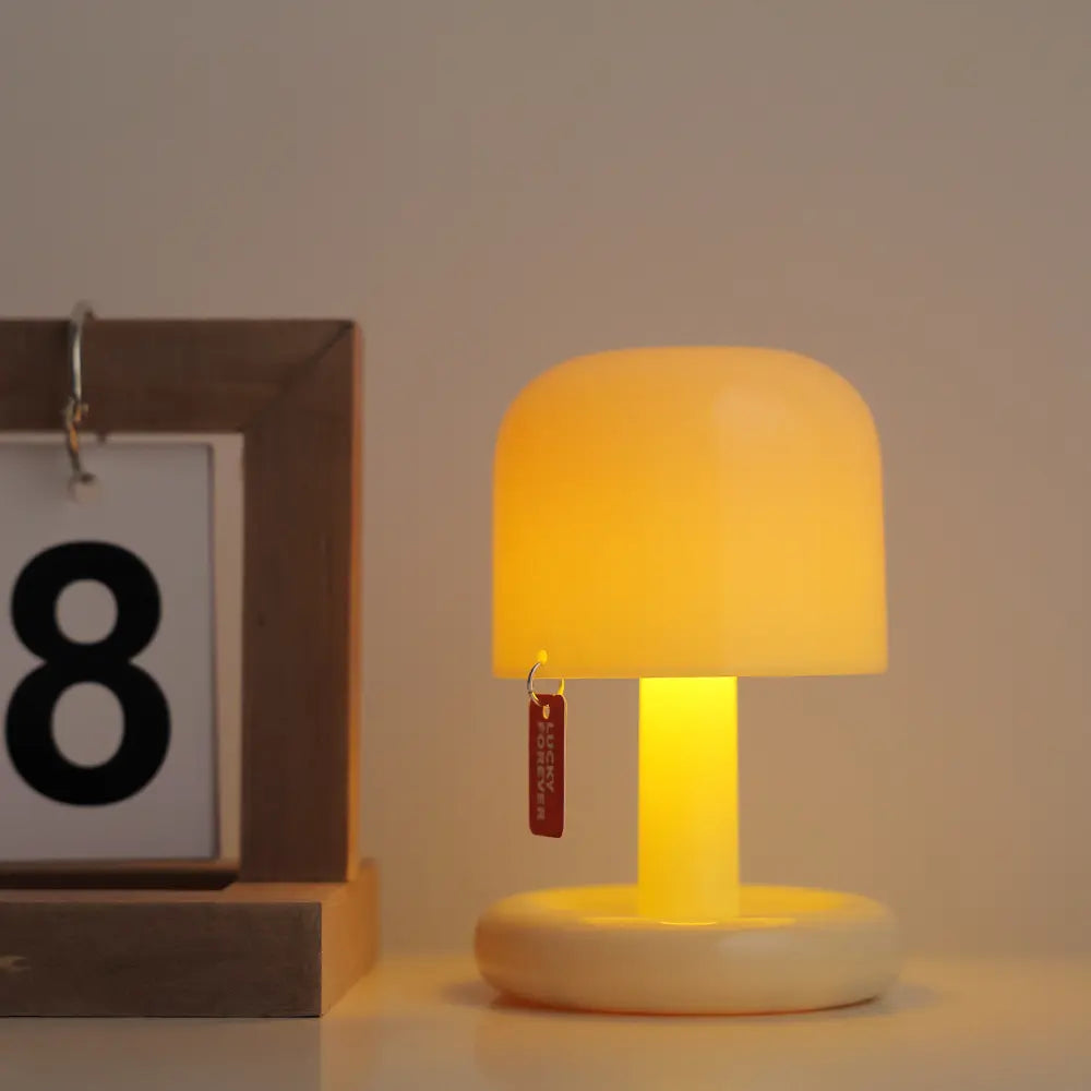 ALVAR | LAMPADA DA TAVOLO D’ISPIRAZIONE NORDICA
